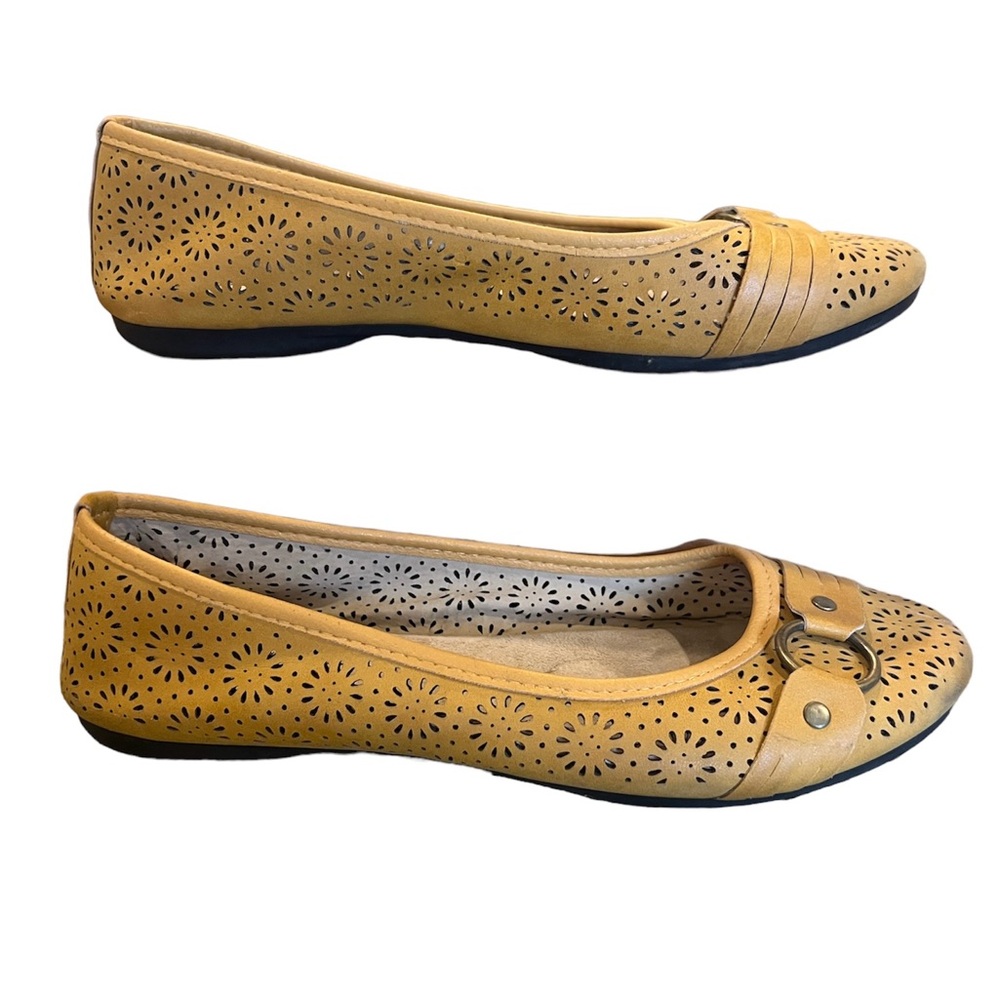 Harborsides Yellow Gold Memory Foam Comfort Ballet flats Round Toe (Giovana) 7.5
